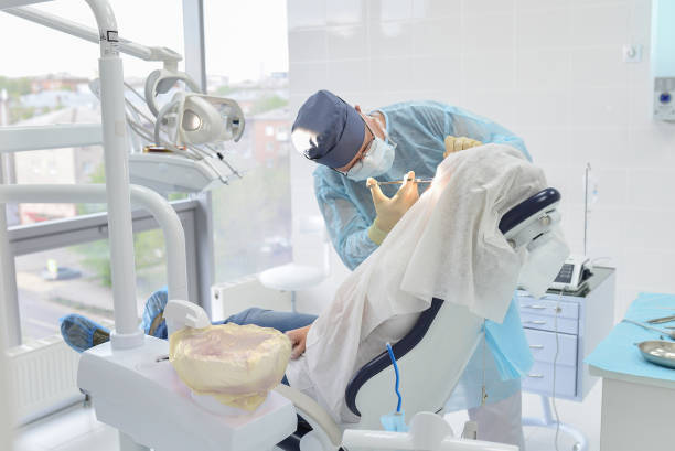 Best Cracked Tooth Emergency Dentist  in Cicero, IL